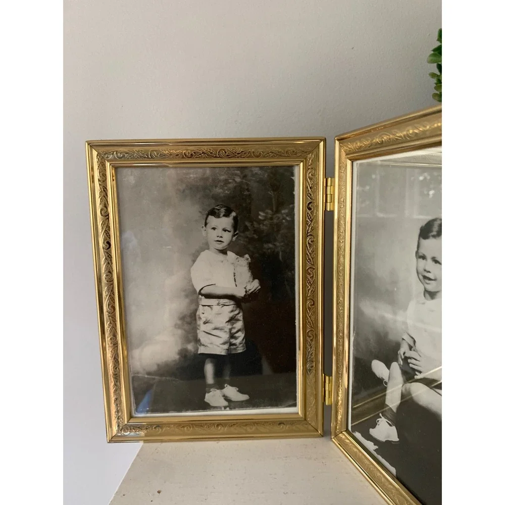 Vintage Louis Michel Co Solid Brass Double Folding 5x7 Picture Frame Gold Etched